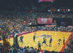 a8体育直播-全明星新秀赛世界队力克美国队 特雷-杨独木难支引爆热议