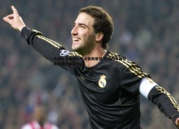 a8体育直播-中国女子重剑队布达佩斯登顶 时隔四年再夺世锦赛团体冠军